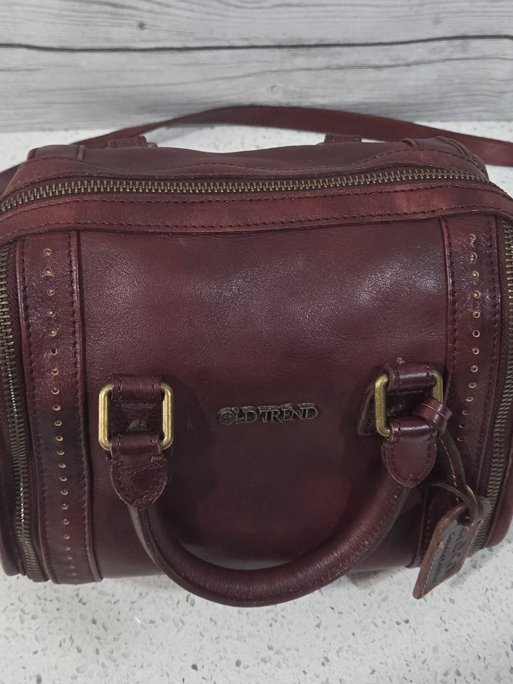Old Trend Mini Trunk Crossbody Rusty Red - Picture 3 of 16